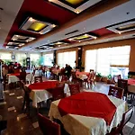 卢比亚纳酒店 酒店 Yrsheku