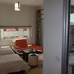 卢比亚纳酒店 Yrsheku